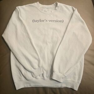 Women's 'Taylor's Version' Taylor Swift White Crewneck Sweater Size Medium